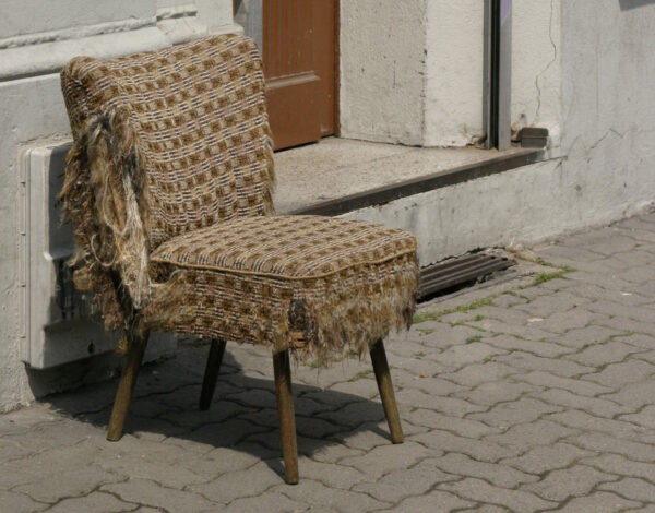 What to do with worn Furniture?